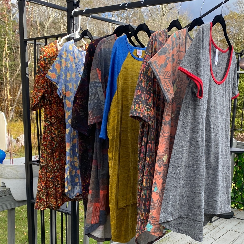 Lot of 8 LuLaRoe Short Sleeve Tops - Multicolor Collection